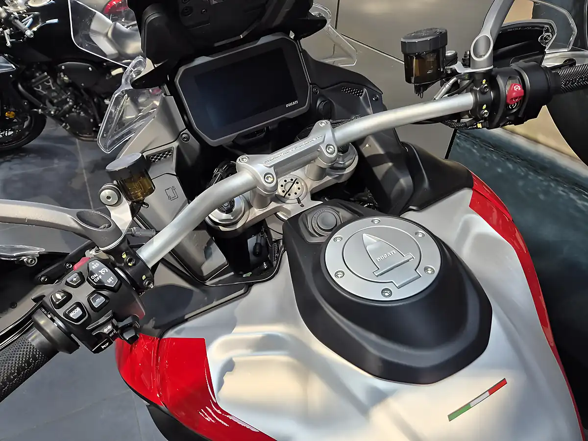 Used 2023 Ducati Multistrada V4S Rally Full Stealth Black/Aluminium - Interior and Exterior details 7
