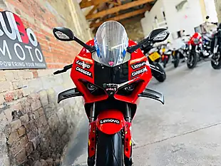 Used 2023 Ducati Panigale V4 Red - Interior and Exterior details 13
