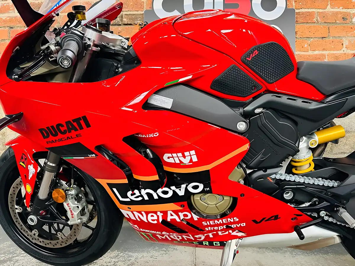 Used 2023 Ducati Panigale V4 Red - Interior and Exterior details 16