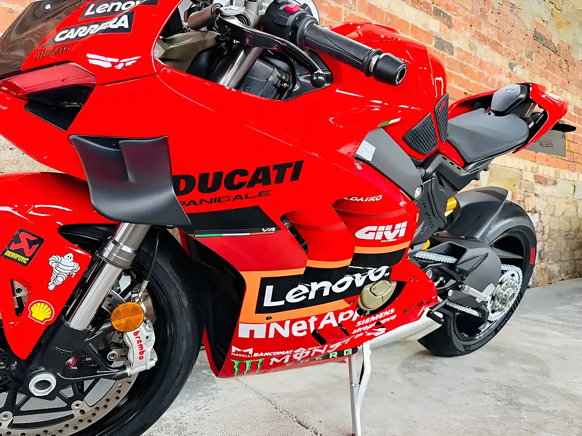 Used 2023 Ducati Panigale V4 Red - Interior and Exterior details 17