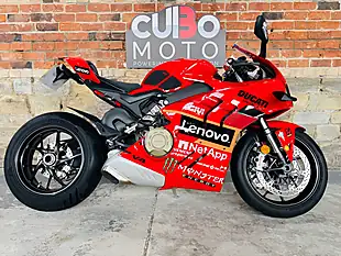 Used 2023 Ducati Panigale V4 Red - Interior and Exterior details 2
