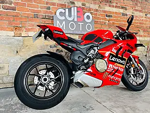 Used 2023 Ducati Panigale V4 Red - Interior and Exterior details 4