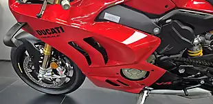 Used 2023 Ducati Panigale V4 S - Interior and Exterior details 4