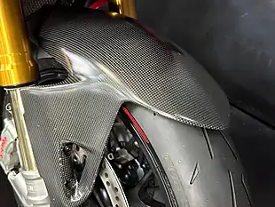 Used 2023 Ducati Panigale V4S Red - Interior and Exterior details 18