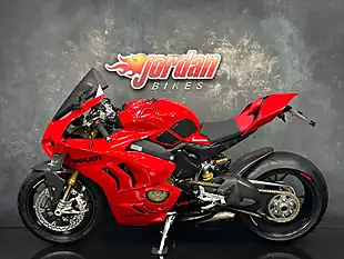 Used 2023 Ducati Panigale V4S Red - Interior and Exterior details 2