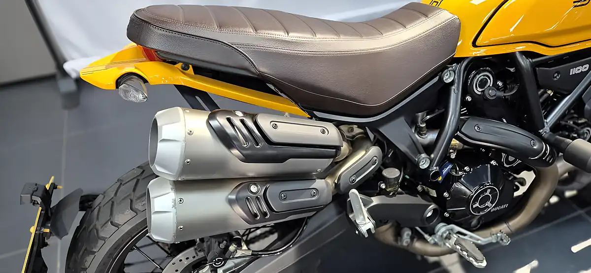 Used 2023 Ducati Scrambler 1100 Tribute Pro Giallo Orca - Interior and Exterior details 4