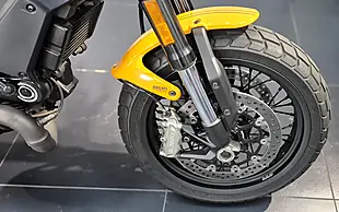 Used 2023 Ducati Scrambler 1100 Tribute Pro Giallo Orca - Interior and Exterior details 8