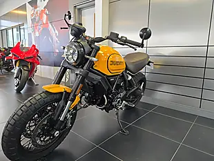 Used 2023 Ducati Scrambler 1100 Tribute Pro Tribute Livery - Interior and Exterior details 12