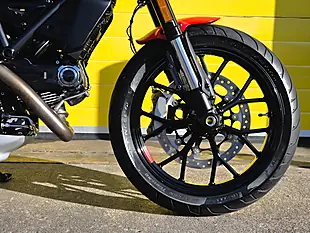 Used 2023 Ducati Scrambler 800 Full Throttle Multi-Coloured - Interior and Exterior details 10
