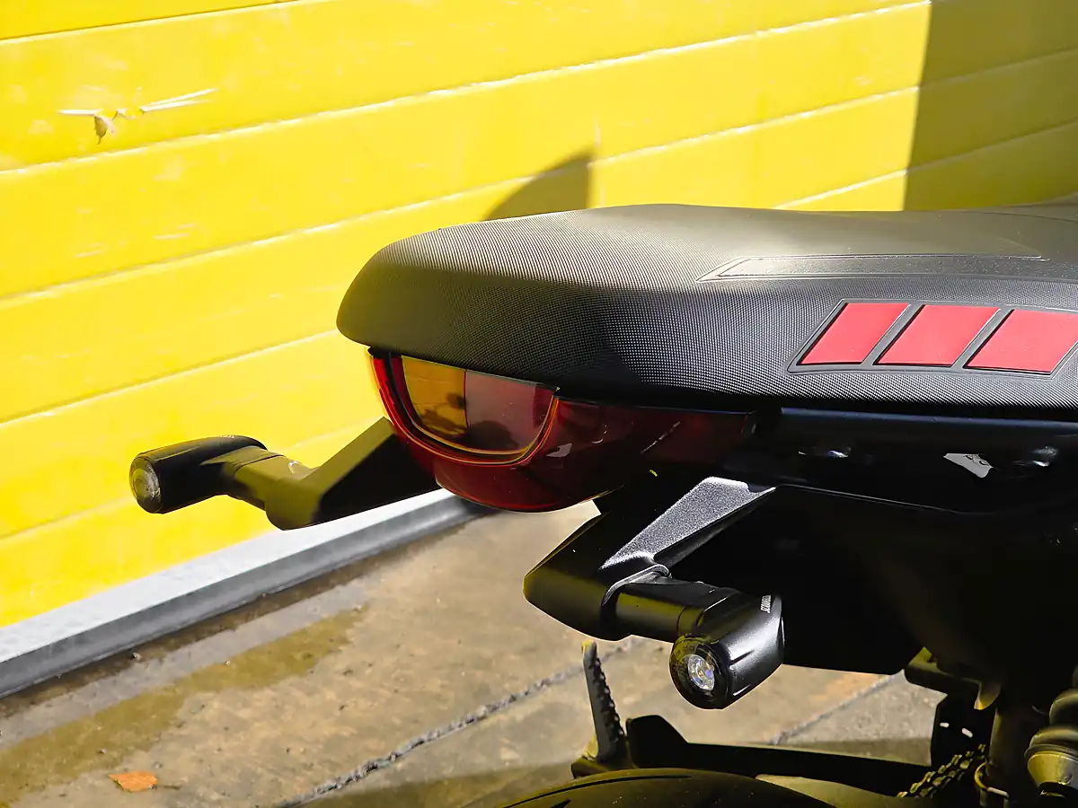 Used 2023 Ducati Scrambler 800 Full Throttle Multi-Coloured - Interior and Exterior details 13