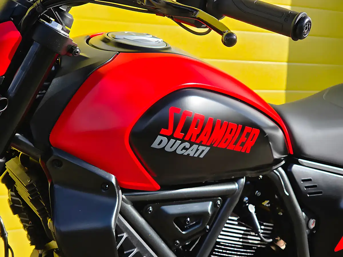Used 2023 Ducati Scrambler 800 Full Throttle Multi-Coloured - Interior and Exterior details 20