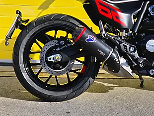 Used 2023 Ducati Scrambler 800 Full Throttle Multi-Coloured - Interior and Exterior details 8