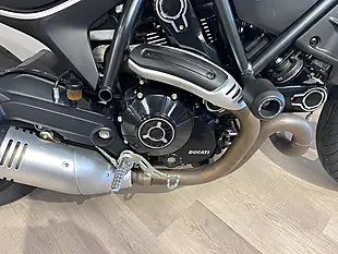 Used 2023 Ducati Scrambler Icon Dark - Interior and Exterior details 10