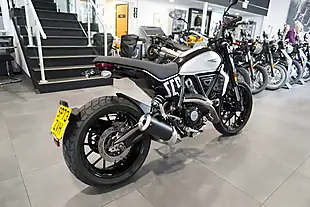 Used 2023 Ducati Scrambler Icon Icon Black - Interior and Exterior details 5