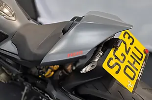 Used 2023 Ducati Streetfighter V4 S Grey Nero - Interior and Exterior details 10