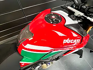 Used 2023 Ducati Streetfighter V4 S Red - Interior and Exterior details 13