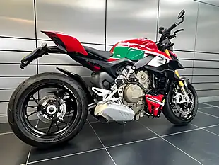 Used 2023 Ducati Streetfighter V4 S Red - Interior and Exterior details 3