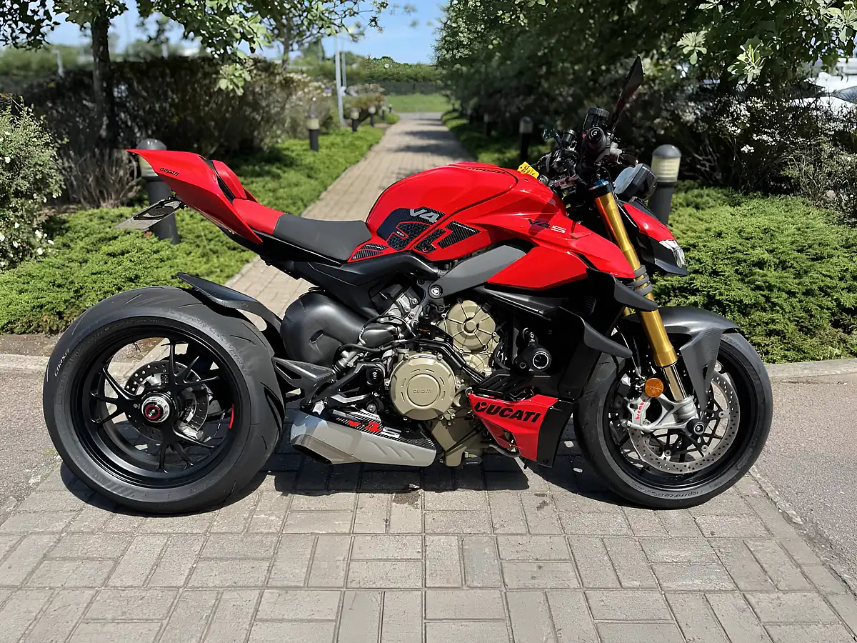 Used 2023 Ducati Streetfighter V4 S Red - Front View