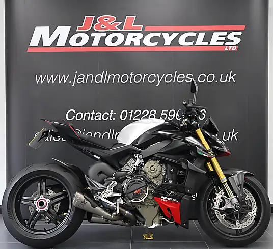 2023 Ducati Streetfighter V4 SP2