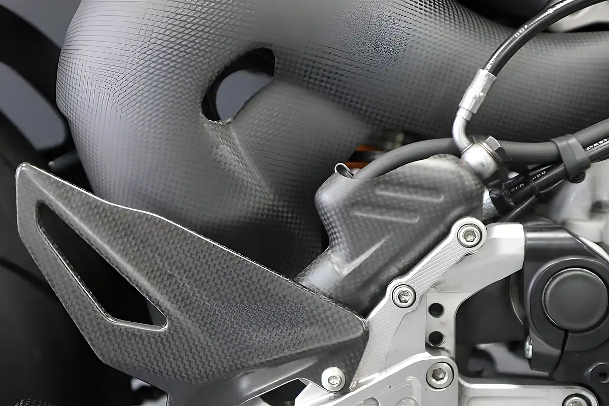 Used 2023 Ducati Streetfighter V4 SP2 Black - Interior and Exterior details 13