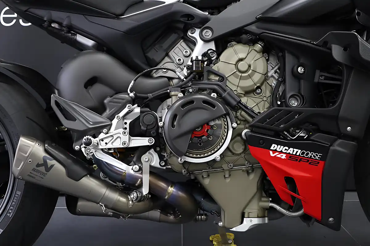 Used 2023 Ducati Streetfighter V4 SP2 Black - Interior and Exterior details 7