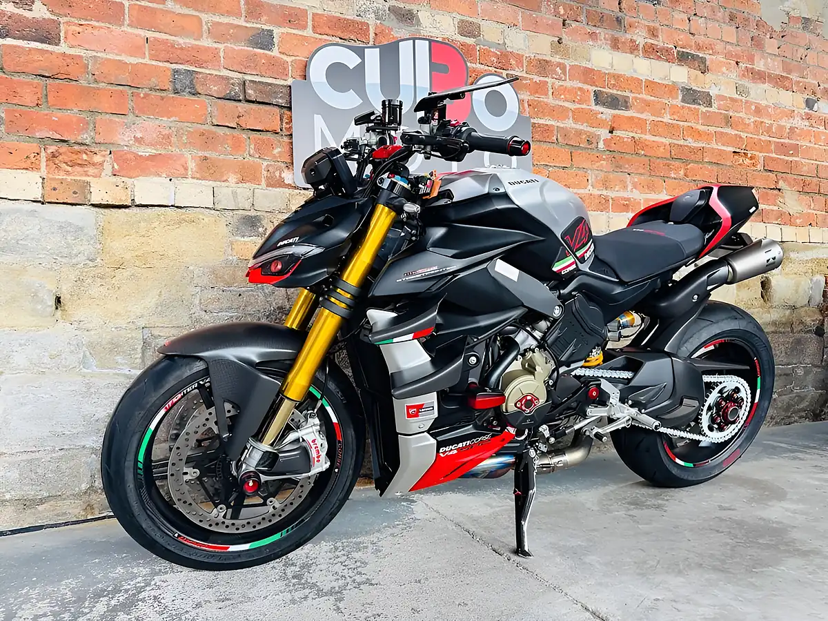 Used 2023 Ducati Streetfighter V4 SP2 Black - Interior and Exterior details 12