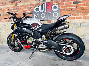 Used 2023 Ducati Streetfighter V4 SP2 Black - Interior and Exterior details 13