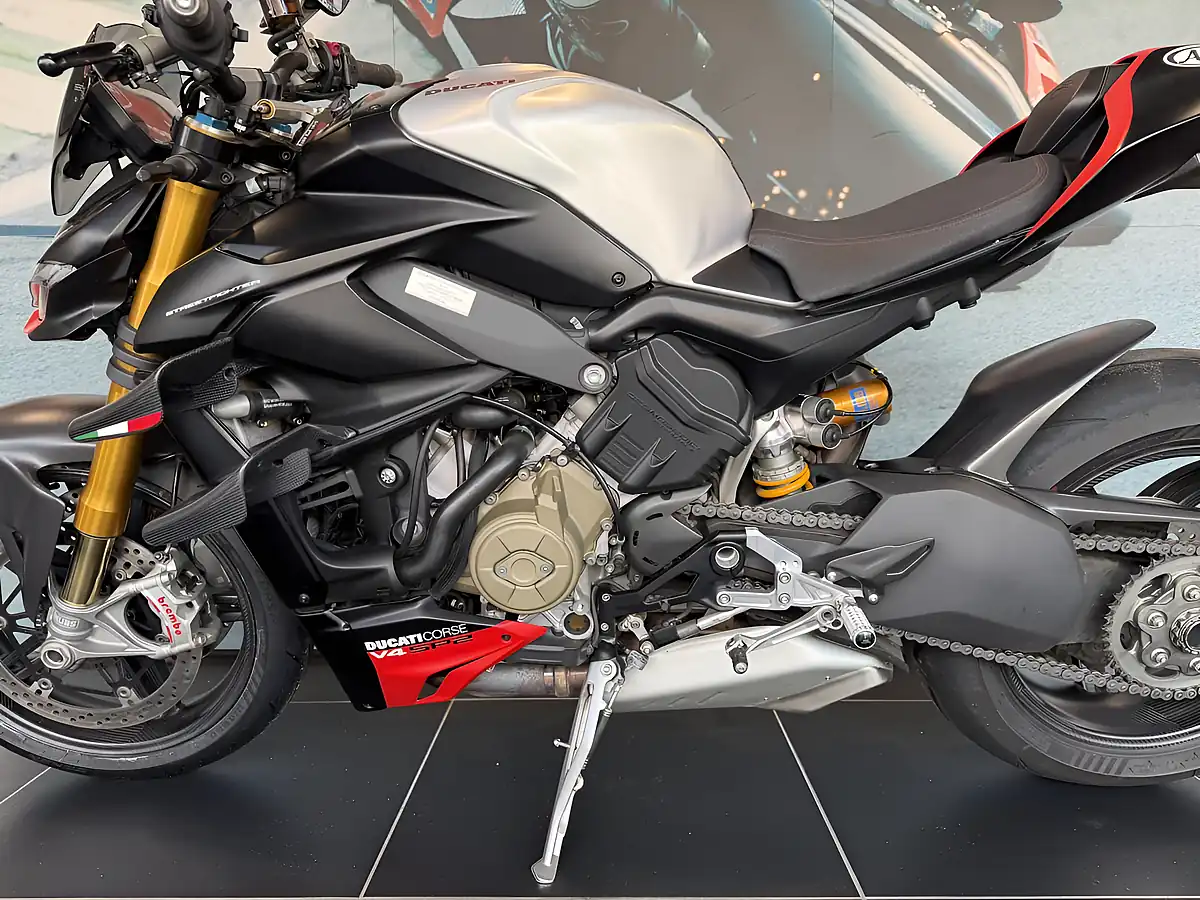 Used 2023 Ducati Streetfighter V4 SP2 Winter Test Livery - Interior and Exterior details 12