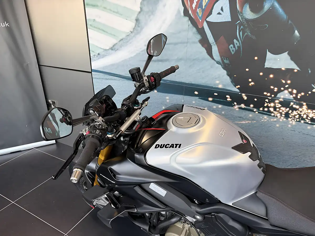 Used 2023 Ducati Streetfighter V4 SP2 Winter Test Livery - Interior and Exterior details 14