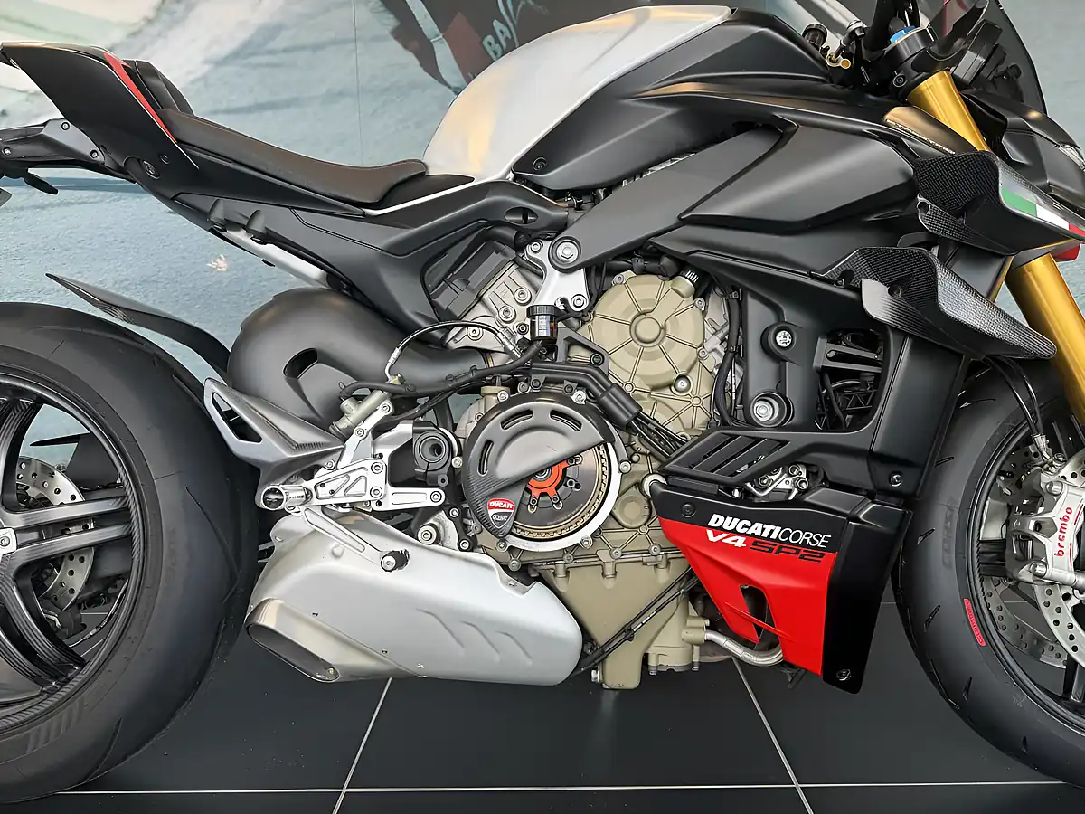 Used 2023 Ducati Streetfighter V4 SP2 Winter Test Livery - Interior and Exterior details 3