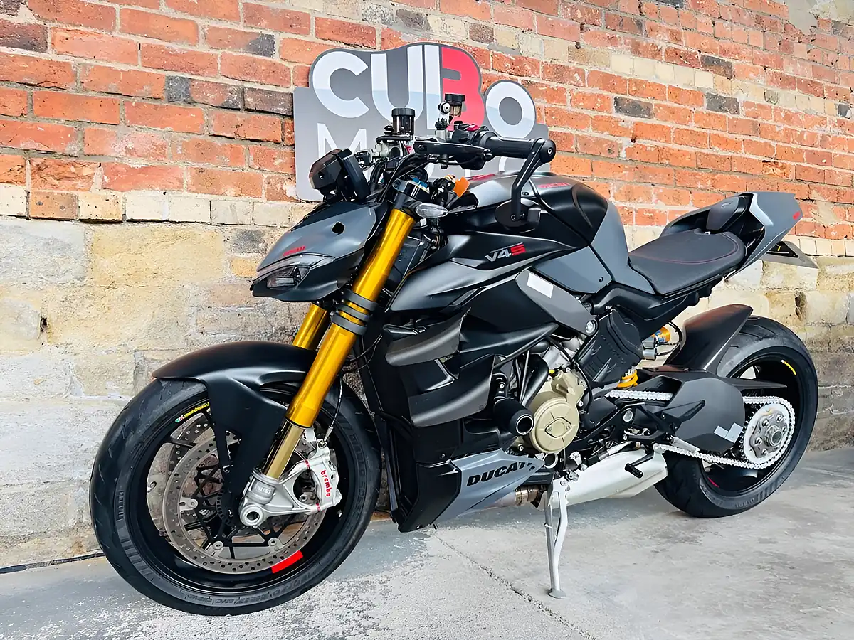 Used 2023 Ducati Streetfighter V4S Evo 2 Grey - Interior and Exterior details 12