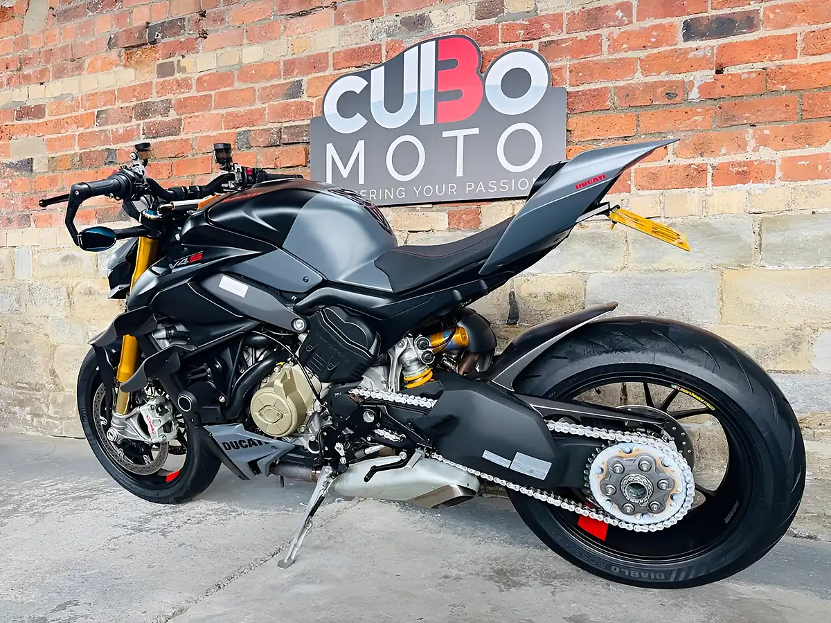 Used 2023 Ducati Streetfighter V4S Evo 2 Grey - Interior and Exterior details 13
