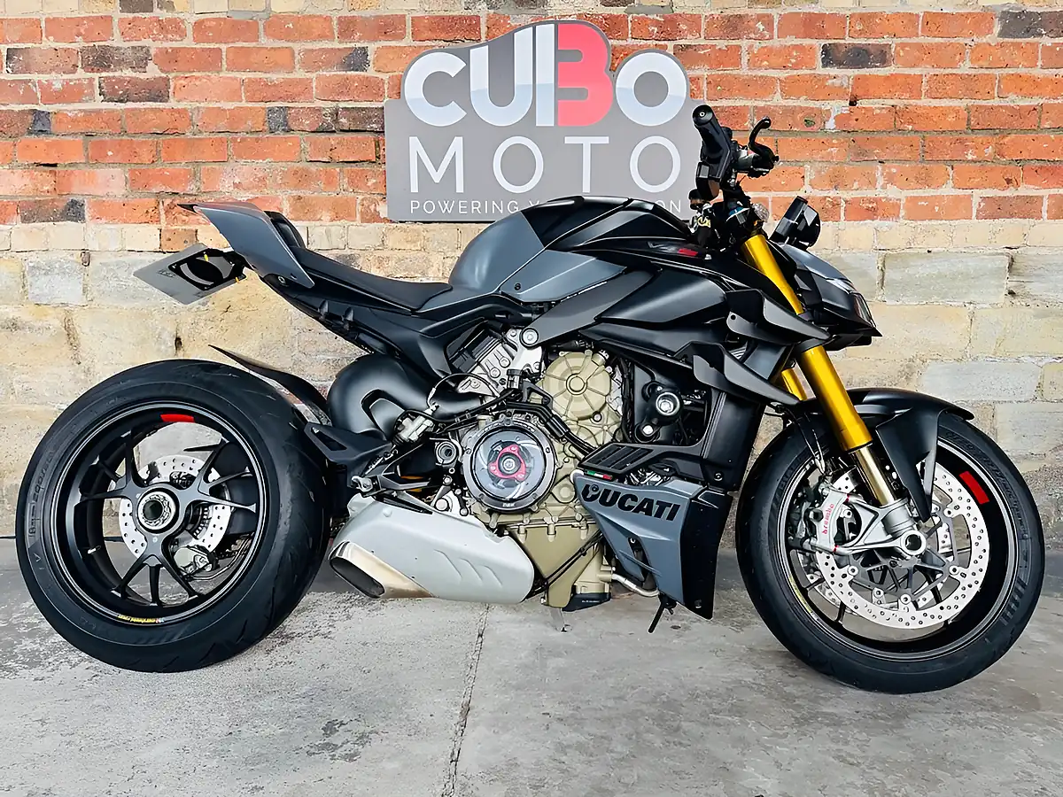 Used 2023 Ducati Streetfighter V4S Evo 2 Grey - Interior and Exterior details 2