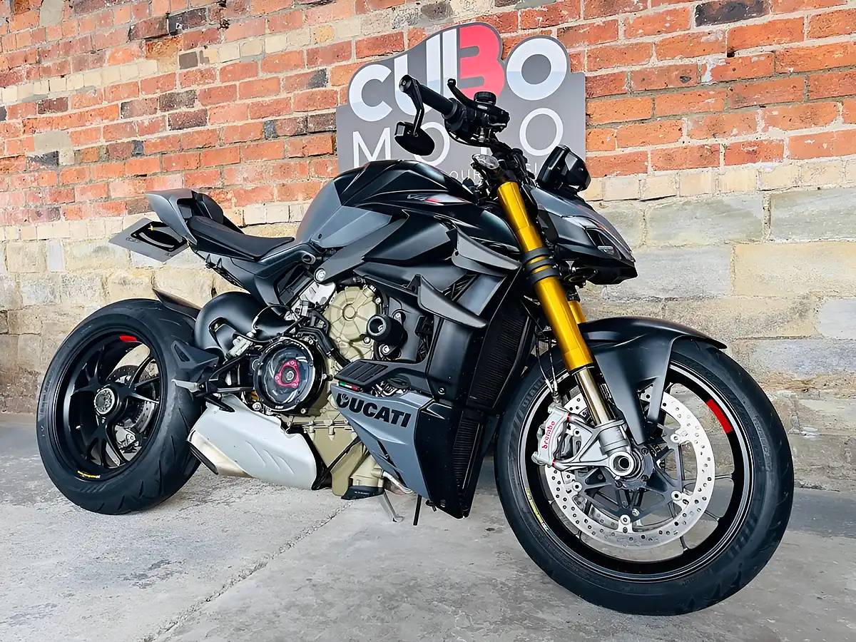 Used 2023 Ducati Streetfighter V4S Evo 2 Grey - Interior and Exterior details 3