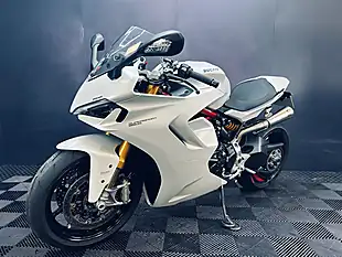 Used 2023 Ducati Supersport 950 S White - Interior and Exterior details 5