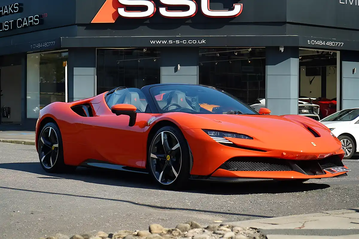 Used 2023 Ferrari SF90 Spider Red - Interior and Exterior details 4