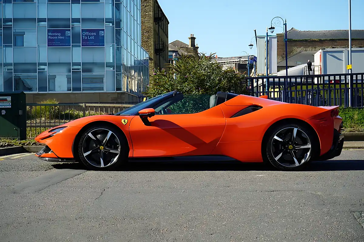 Used 2023 Ferrari SF90 Spider Red - Interior and Exterior details 9