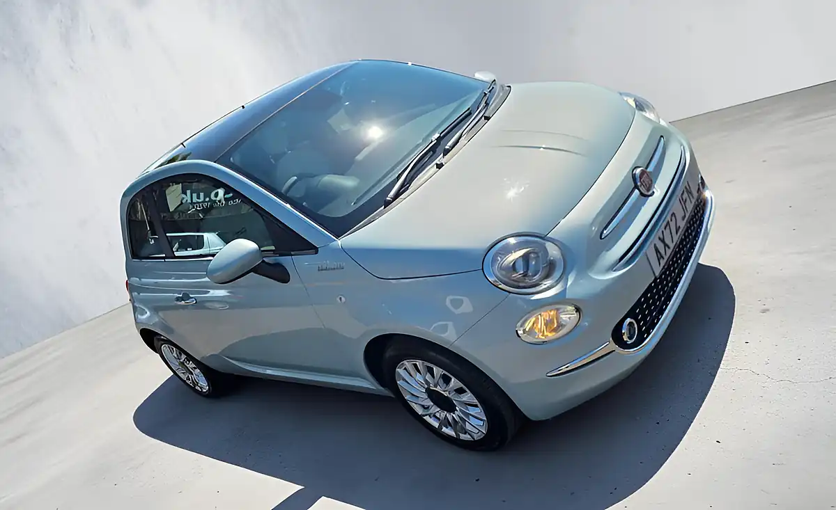 Used 2023 Fiat 500 Dolcevita Azure Blue Metallic - Interior and Exterior details 8