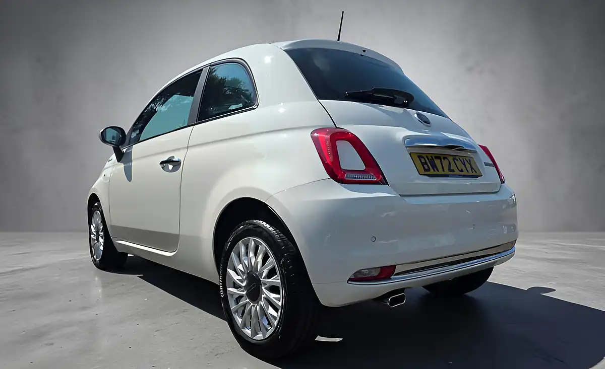 Used 2023 Fiat 500 Dolcevita Bossa Nova White - Interior and Exterior details 10