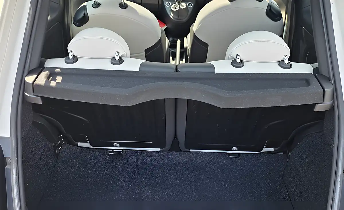 Used 2023 Fiat 500 Dolcevita Bossa Nova White - Interior and Exterior details 11