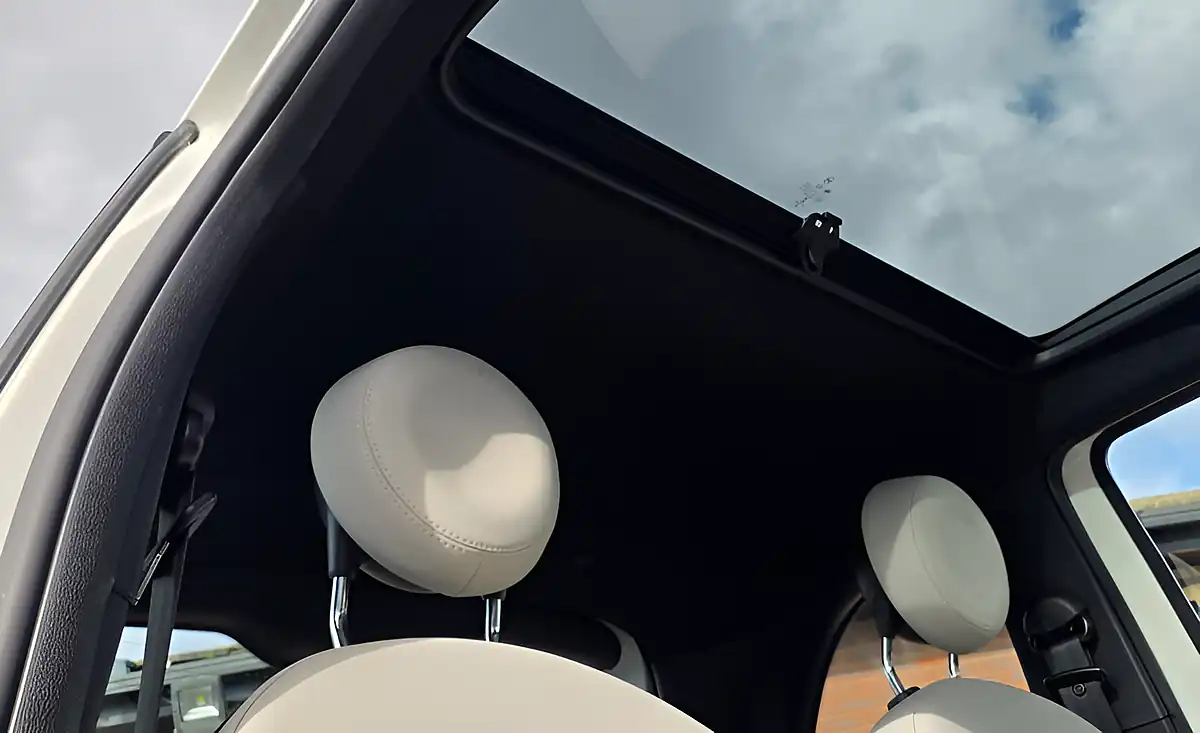 Used 2023 Fiat 500 Dolcevita Bossanova White - Interior and Exterior details 18