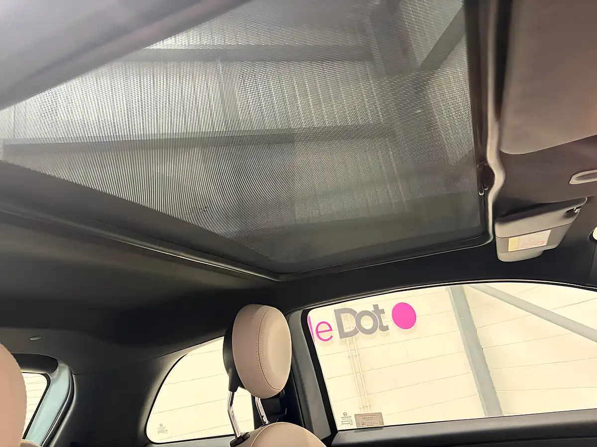 Used 2023 Fiat 500 Dolcevita Green - Interior and Exterior details 19