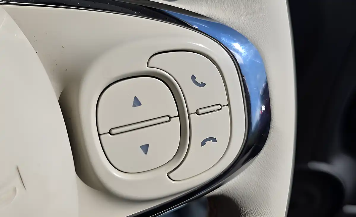 Used 2023 Fiat 500 Edition Celestial Blue Premium - Interior and Exterior details 14