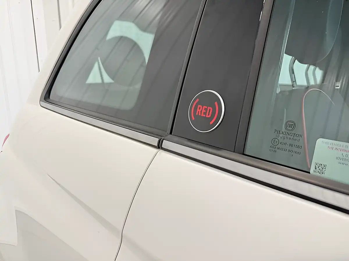 Used 2023 Fiat 500 Red Bossa Nova White - Interior and Exterior details 5