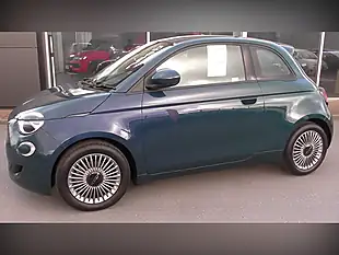Used 2023 Fiat 500E Icon Green - Interior and Exterior details 3