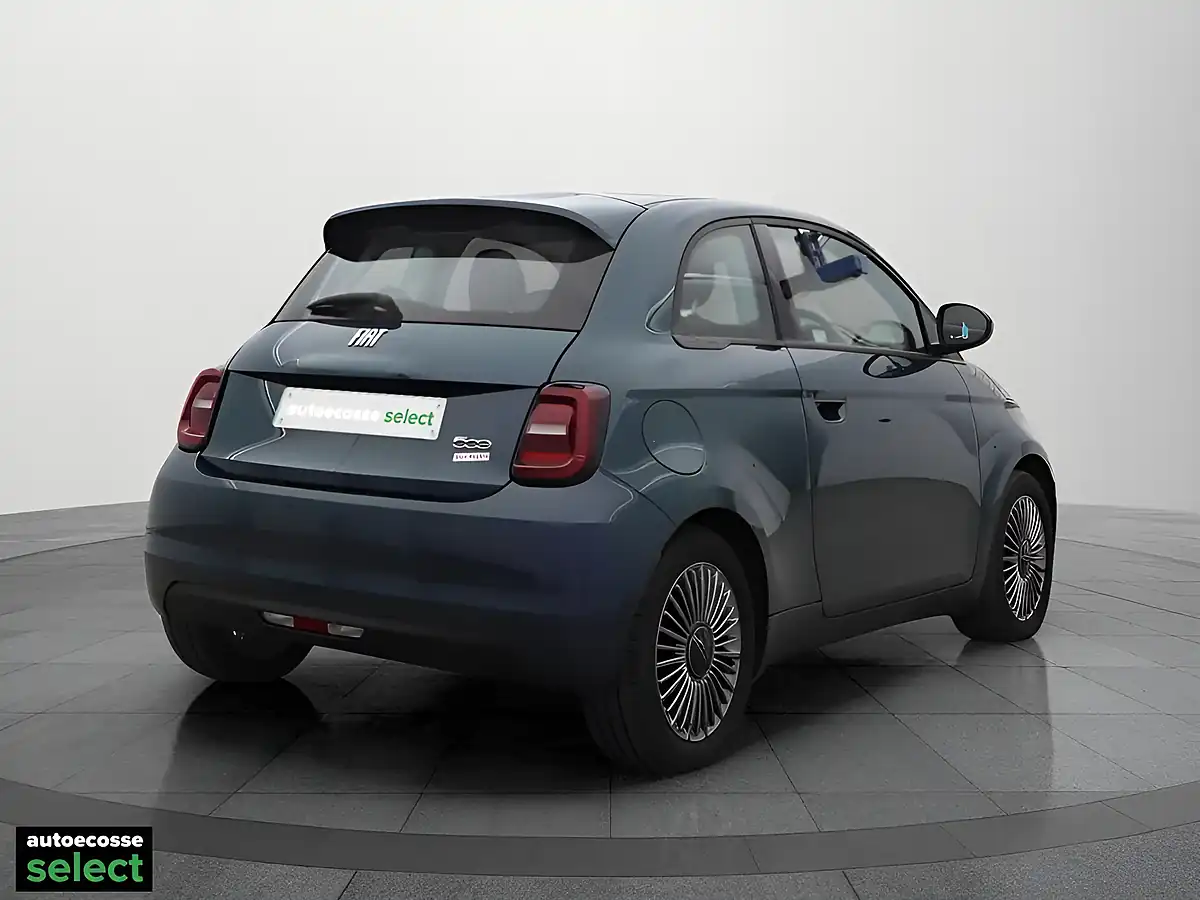 Used 2023 Fiat 500e Icon Green - Interior and Exterior details 6