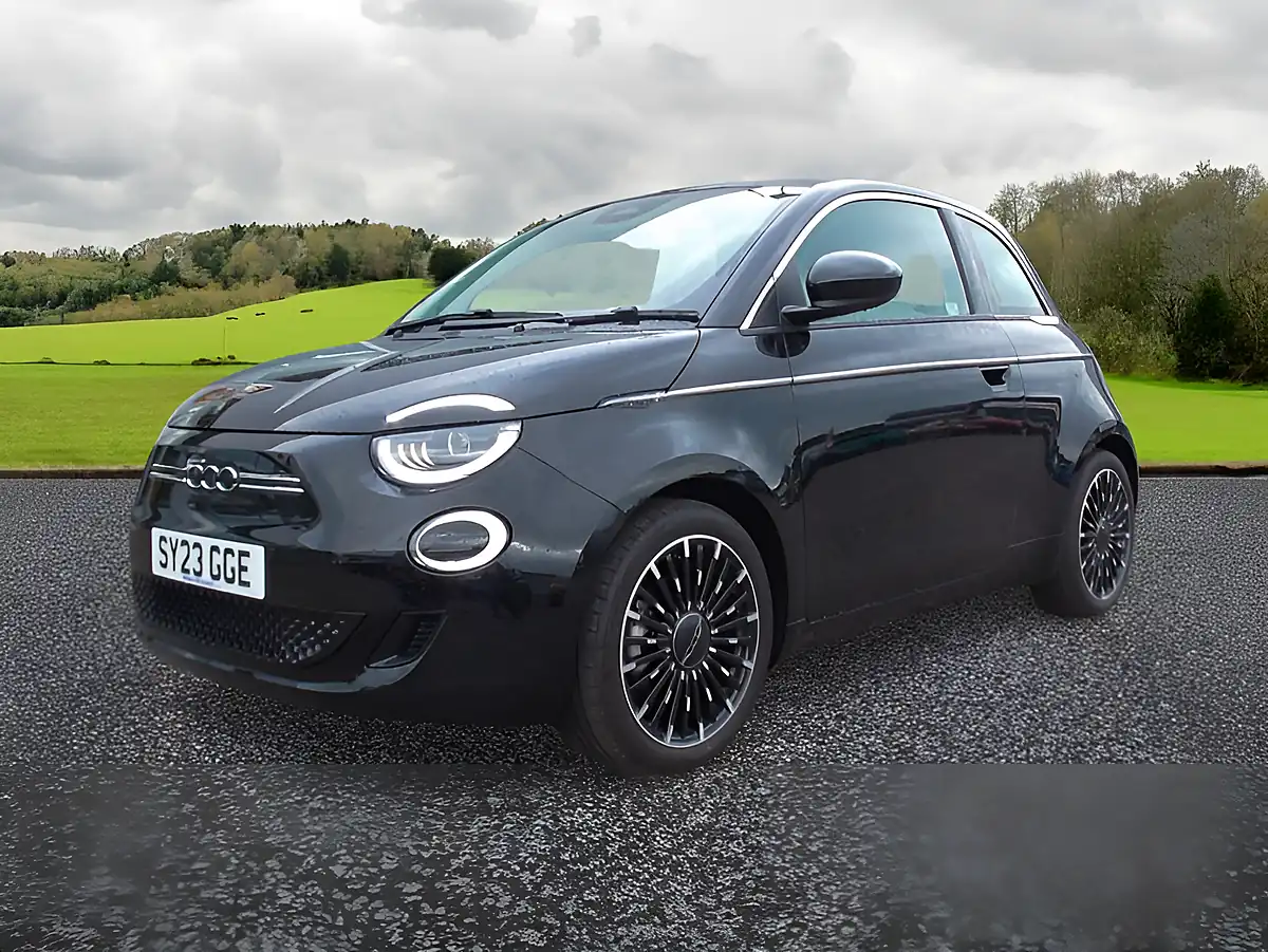Used 2023 Fiat 500E La Prima Black - Front View