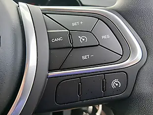 Used 2023 Fiat 500X Cross Grey - Interior and Exterior details 16