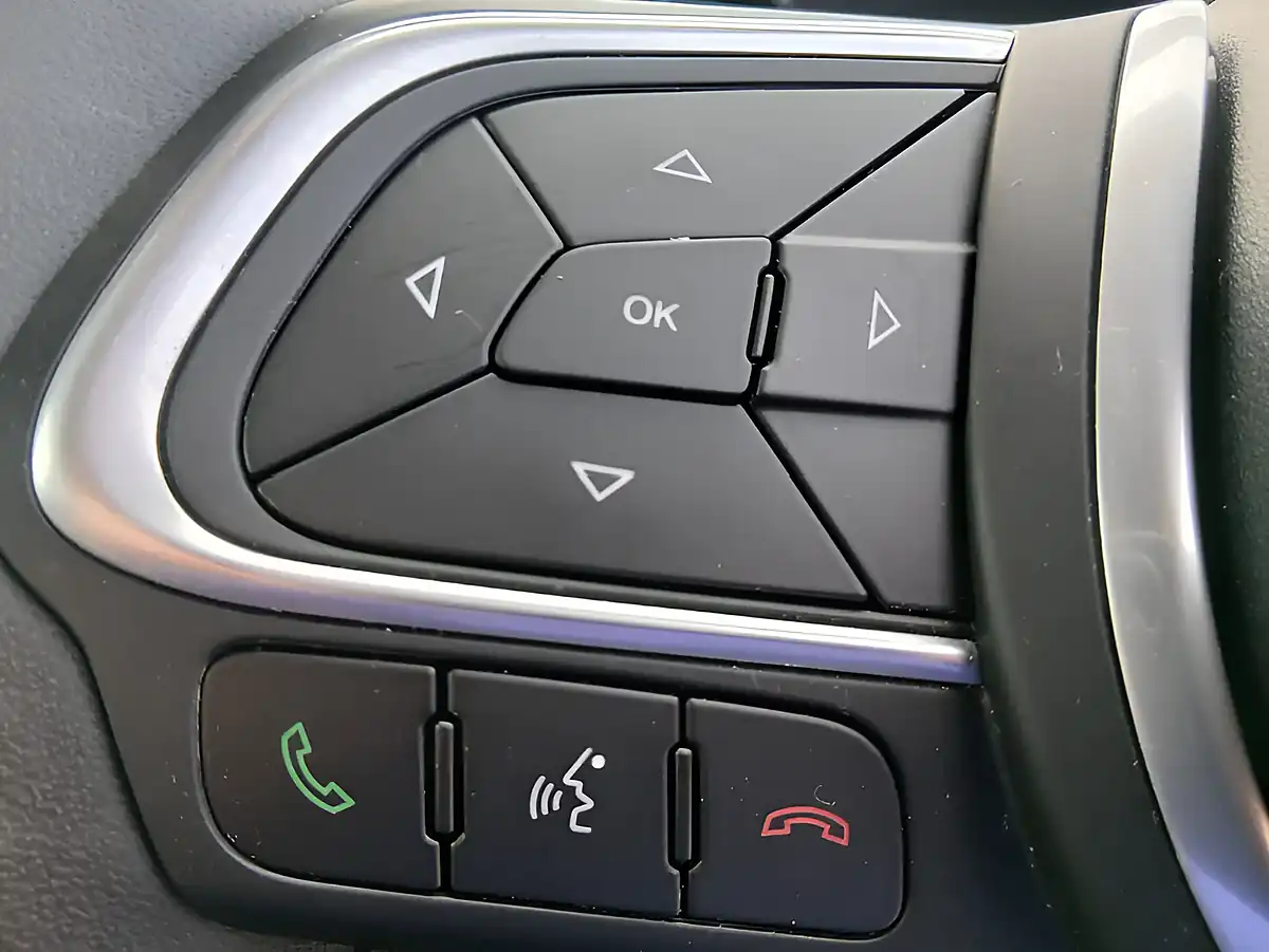 Used 2023 Fiat 500X Cross Grey - Interior and Exterior details 17