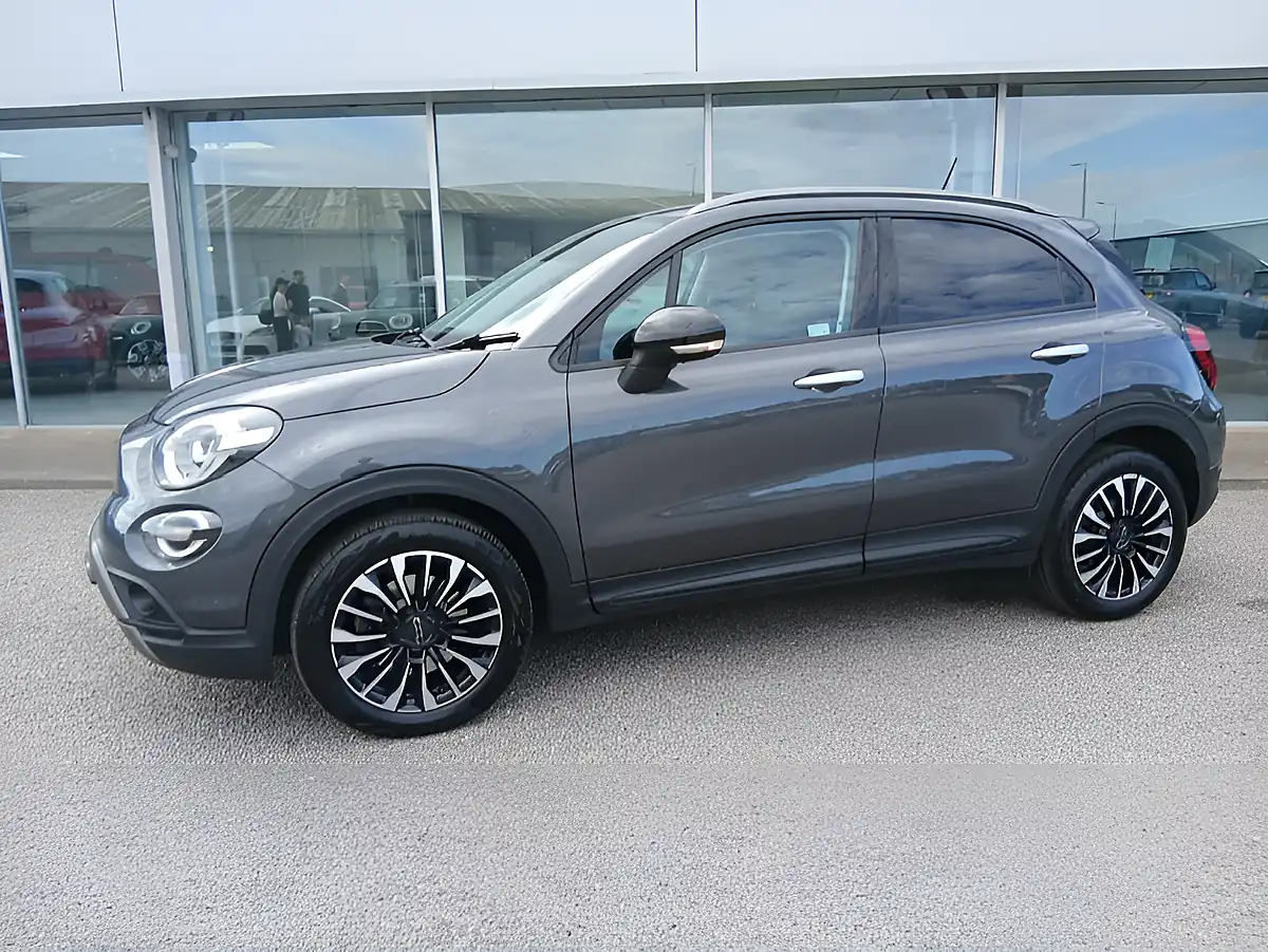 Used 2023 Fiat 500X Cross Grey - Interior and Exterior details 2